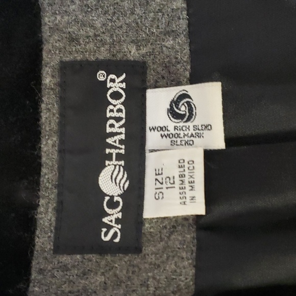 Sag Harbor Blazer - Picture 4 of 7